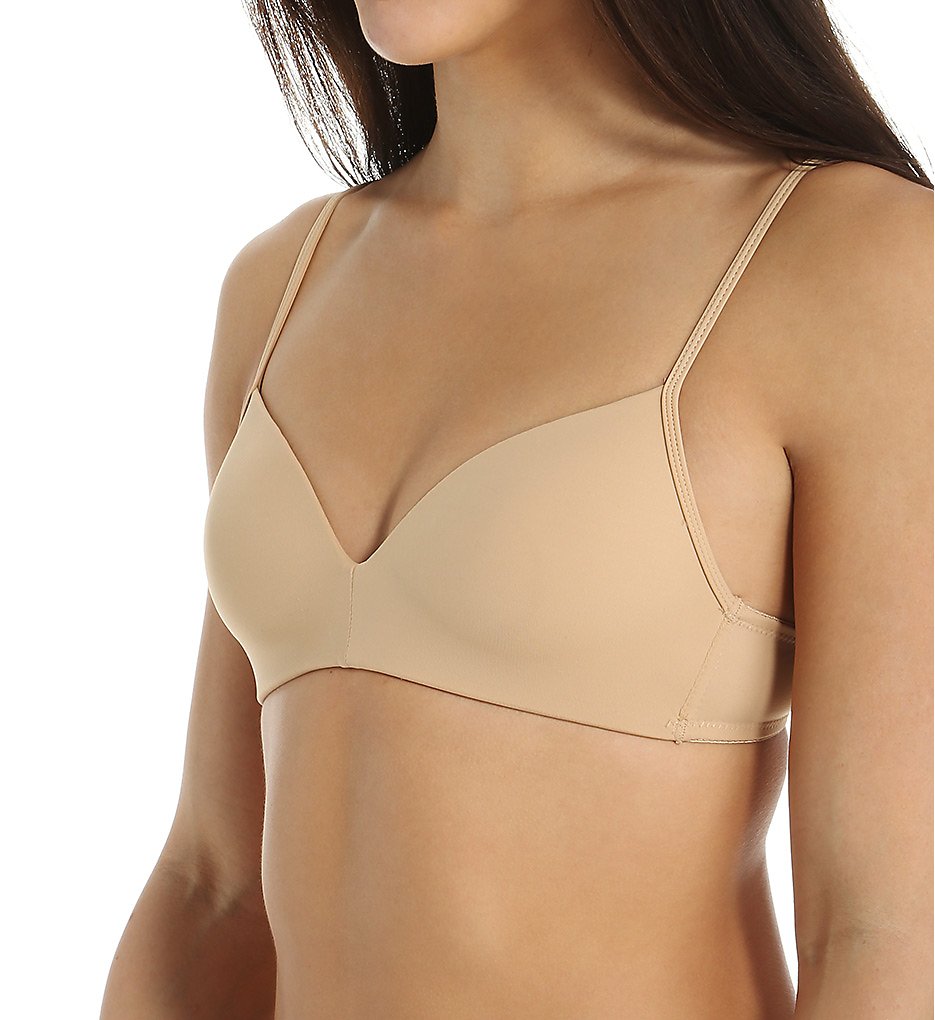 Enjoy On-Body Bra Adjusting with The Robin by Ploomage - Her Room